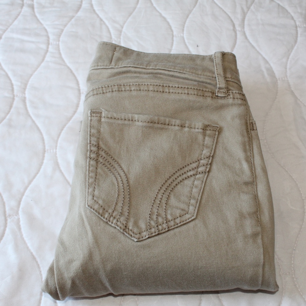 Hollister Khaki Jeans